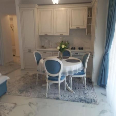 Apartmán Campus Constanţa Exteriér fotografie